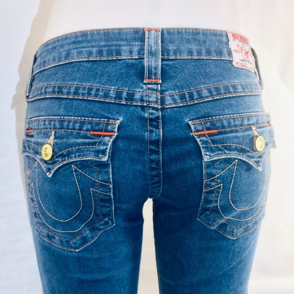 True Religion 'Becky' Jeans - Picture 2 of 16